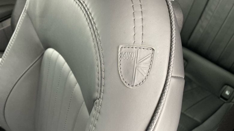 MINI Hatchback 135kW Cooper S Level 3 33kWh 3dr Auto Electric Hatchback